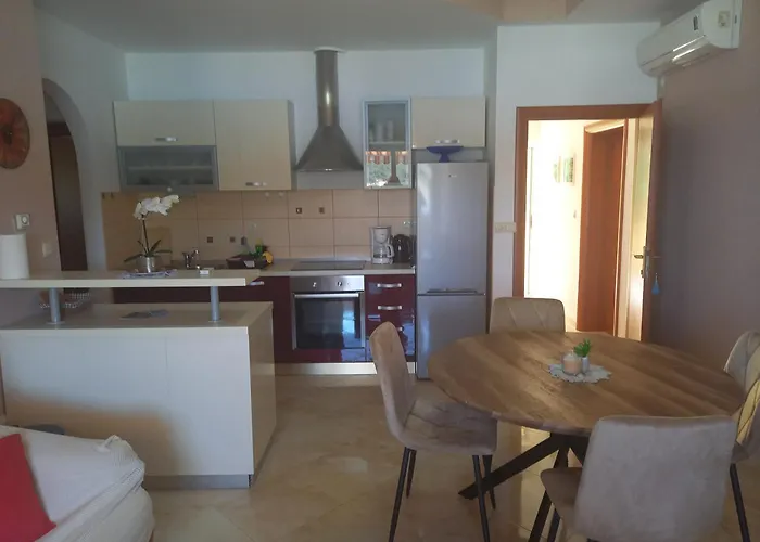 Gostinjska kuća More